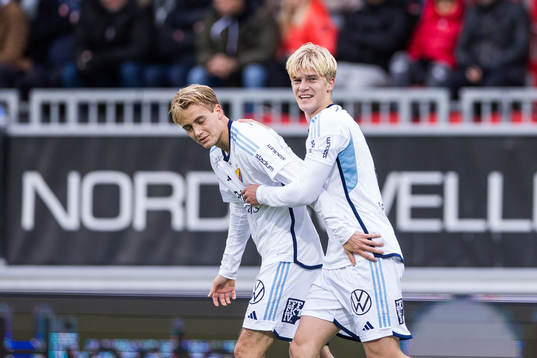 Djurgårdens Lucas Bergvall jublar