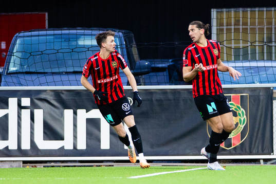 Brommapojkarnas Nikola Vasic jublar