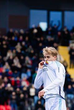Djurgårdens Oskar Fallenius jublar