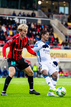 Brommapojkarnas Alexander Jensen och Djurgårdens Felix Va