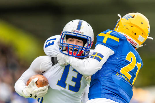 Simone Boni of Italy and Noah Allsten of Sweden