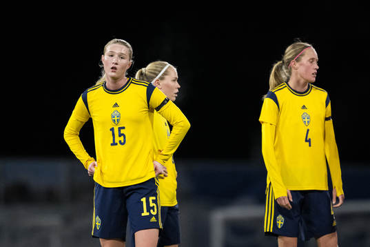 Alexandra Larsson and Tuva Skoog of Sweden looks dejected
