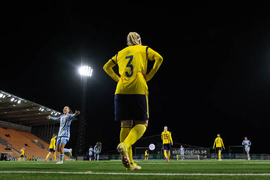 Marina of Spain celebrate the 2-0 goal while Ida Garmfors