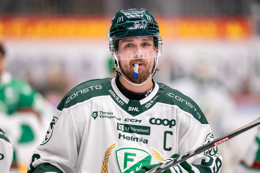 Färjestads Linus Johansson deppar