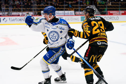 Leksands Patrik Zackrisson och Skellefteås Dylan Sikura