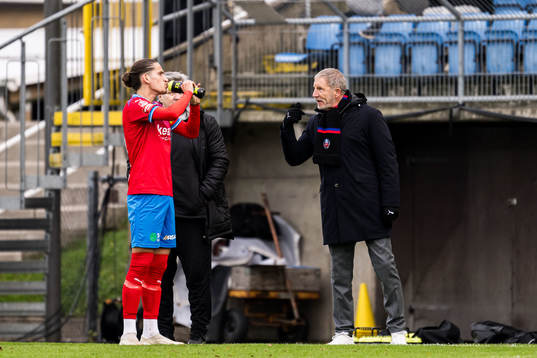 Helsingborgs Ervin Gigovic och tränare Stuart Baxter