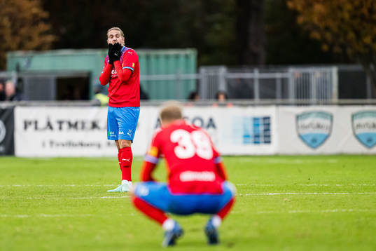 Helsingborgs Charlie Weberg deppar