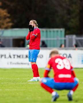 Helsingborgs Charlie Weberg deppar