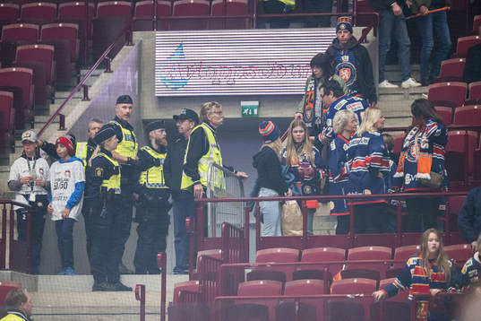 Poliser vid Växjös supportrar