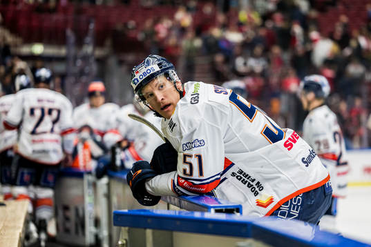 Växjö Lakers HCs Emil Sylvegård deppar