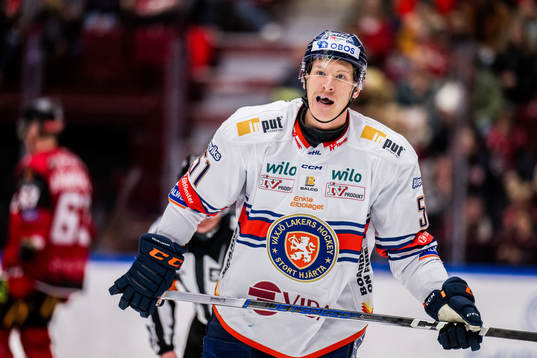 Växjö Lakers HCs Emil Sylvegård deppar