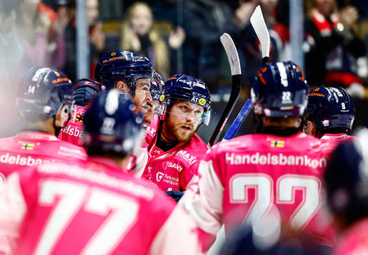 Linköpings Linus Hultström jublar