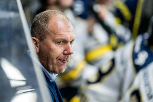 HV71s tränare Johan Lindbom