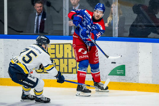 HV71s Radan Lenc och Oskarshamns Oscar Engsund