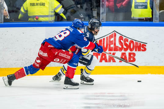Oskarshamns Hugo Jonasson och HV71s Mattias Tedenby