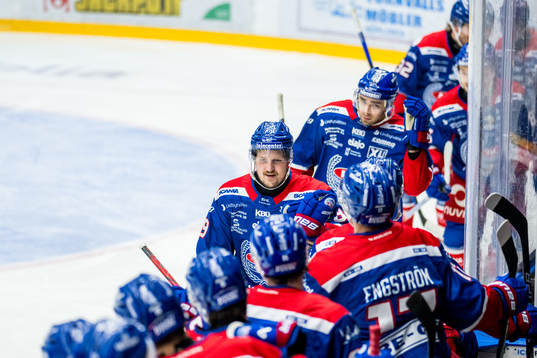 Oskarshamns Patrik Karlkvist jublar 2-1