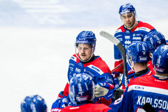 Oskarshamns Patrik Karlkvist jublar