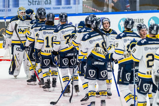 HV71s spelare jublar
