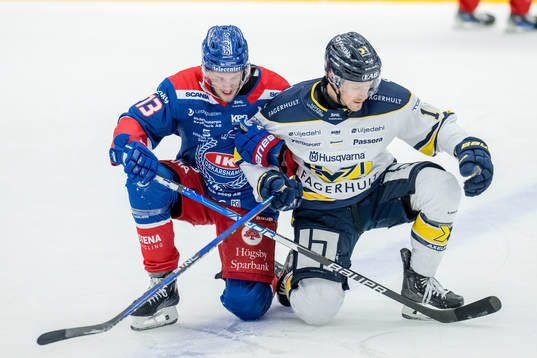 Oskarshamns Rasmus Bengtsson och HV71s Simon Önerud