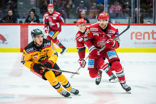 Luleås Nikola Pasic och MoDos Sam Vigneault