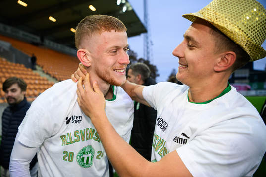 Västerås SKs Daniel Ask och Västerås SKs Simon Gefvert