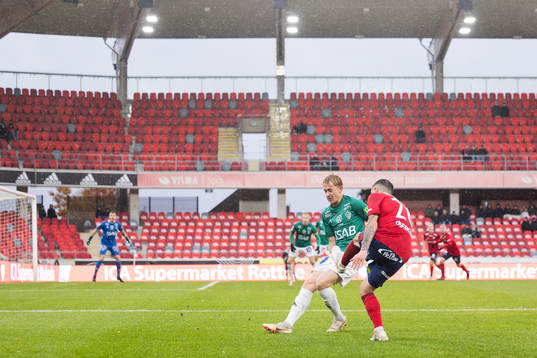 Brages Henry Sletsjøe och Östers Antonio Yakoub