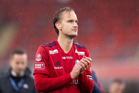 Östers Månz Berg jublar