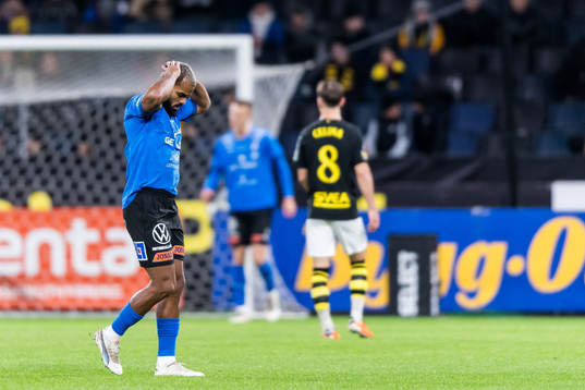 Halmstads Phil Ofosu-Ayeh deppar