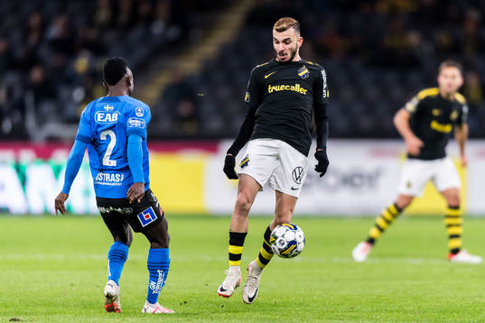 Halmstads Thomas Boakye och AIKs Ioannis Pittas