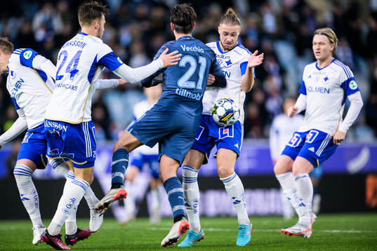 Malmö FFs Stefano Vecchia och IFK Norrköpings Kevin