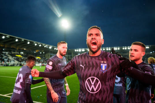 Malmö FFs Isaac Kiese Thelin jublar