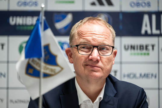 IFK Norrköpings tränare Glen Riddersholm på en
