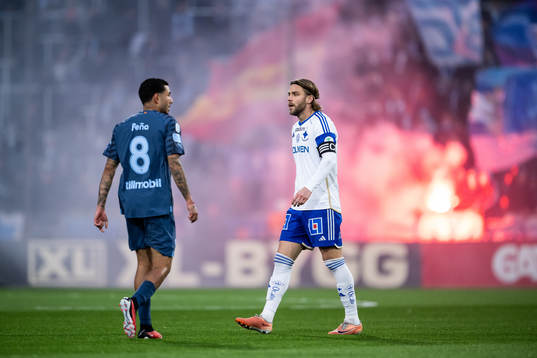 Malmö FFs Sergio Pena och IFK Norrköpings Christoffer