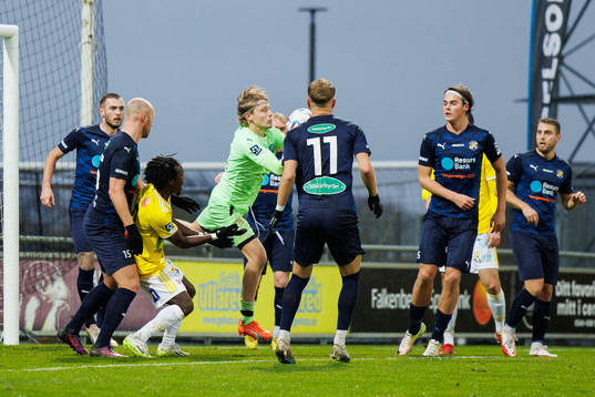 Eskilsminnes målvakt Elliot Nilsson