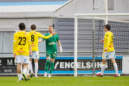 Falkenbergs målvakt Tim Erlandsson