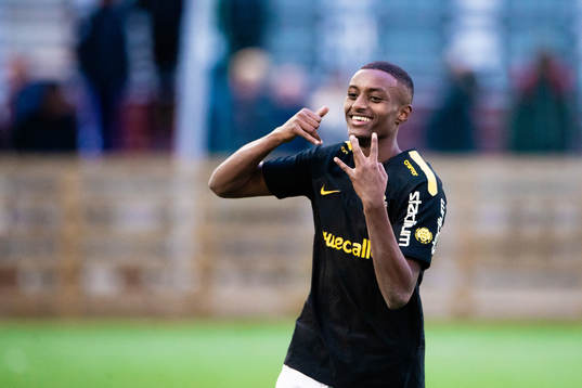 AIKs Robel Yonas jublar 4-2  SM-finalen i P16 Allsvenskan