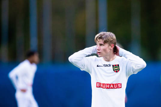 Brommapojkarnas Jacob Ringqvist deppar