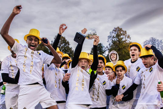 Bläddra bland fler bilder av Fotboll, SM-final, P16 Allsvenskan, AIK - Brommapojkarna