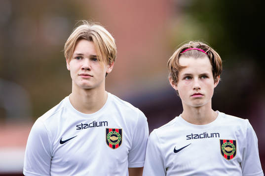 Brommapojkarnas Joel Edsman (v) och Oskar Jarde (h)