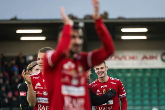 Skövde AIKs Filip Schyberg jublar