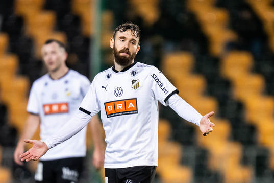 Häckens Simon Sandberg deppar