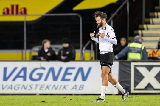 Häckens Simon Sandberg deppar