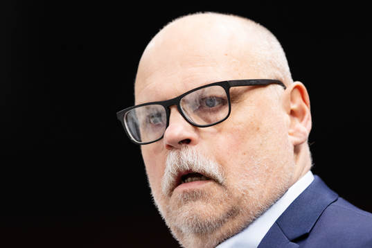 HV71s tränare Ulf Hall