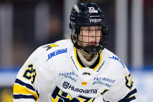 HV71s Sanni Hakala