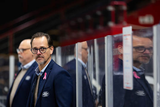 HV71s sportchef och tränare Peter Hammarström
