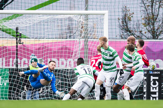 GAISs Filip Beckman gör 0-1 målet