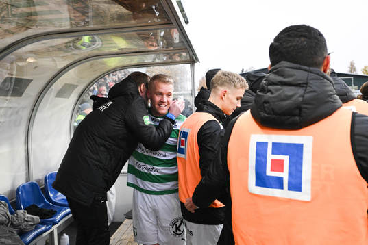 Västerås Simon Johansson jublar