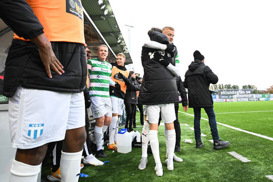 Västerås Simon Johansson jublar