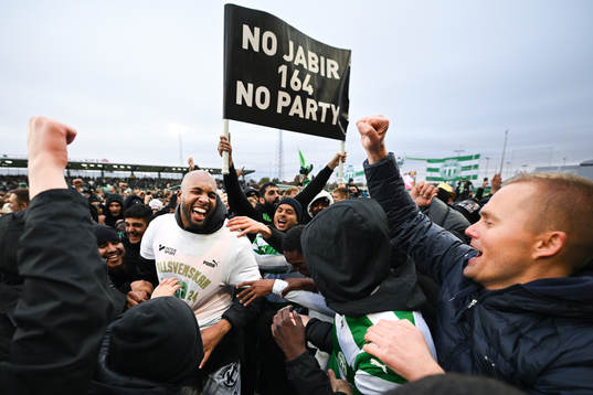 Västerås Jabir Abdihakim Ali jublar över avancemanget