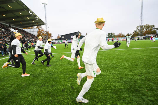 Västerås spelare jublar över avancemanget till